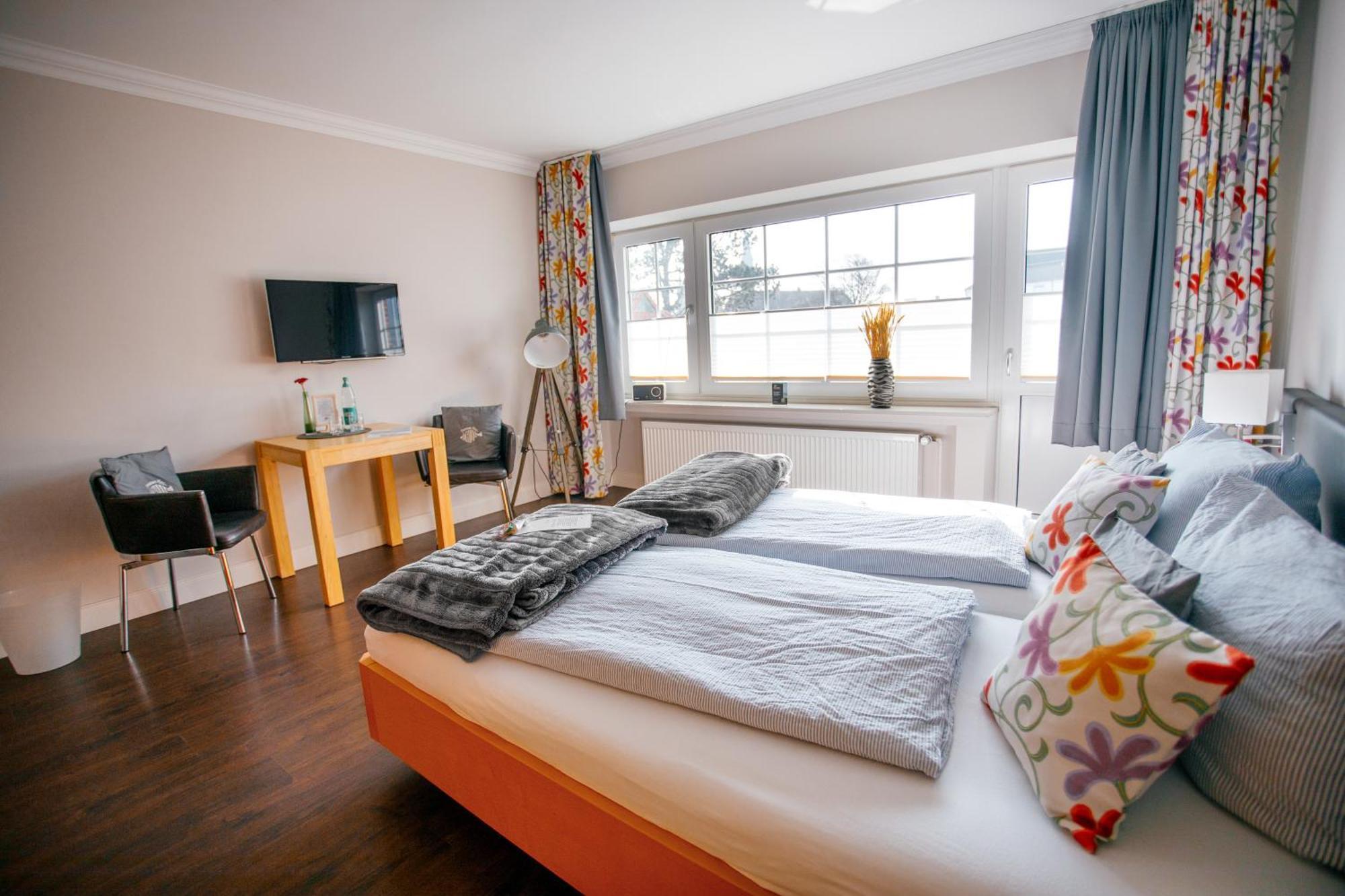Pension Mai-Scholle Borkum Zimmer foto